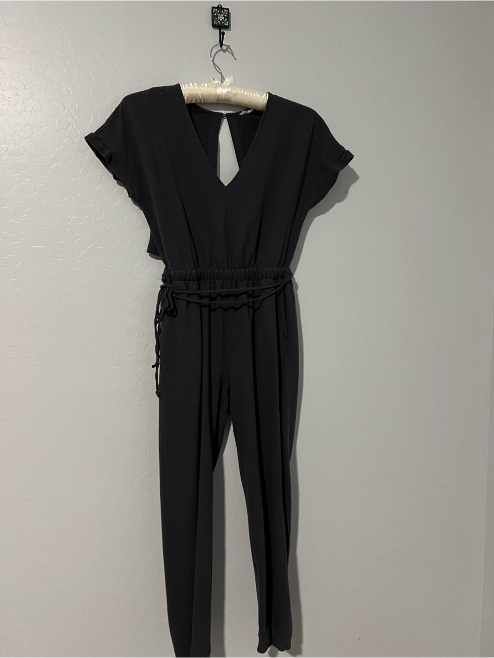 ILLA ILLA Black V-Neck Elastic Waist Jumpsuit